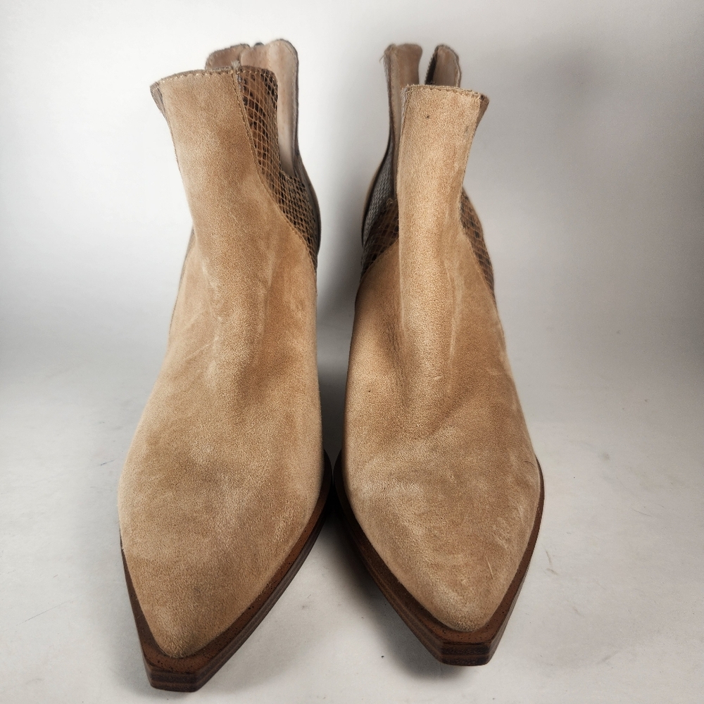 VINCE CAMUTO Women's Gannilla Suede Snake Skin Boot 6.5 Beige Leather Western - Picture 3 of 13